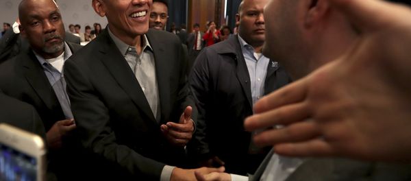Former US President Barack Obama shakes hands with visitors as he leaves after a town hall meeting at the 'European School For Management And Technology' (ESMT) in Berlin, Germany, Saturday, April 6, 2019. Former US President Barack Obama shakes hands with visitors as he leaves after a town hall meeting at the 'European School For Management And Technology' (ESMT) in Berlin, Germany, Saturday, April 6, 2019. - Sputnik International
