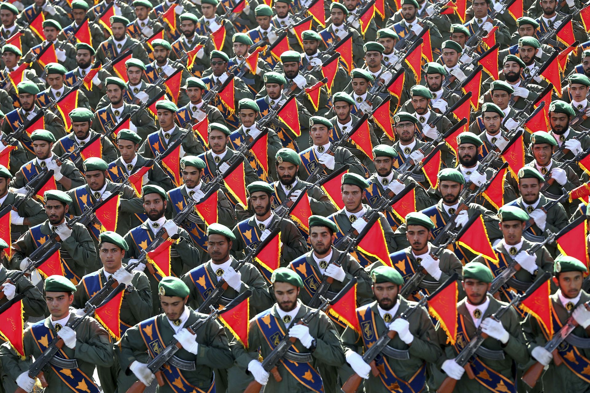 Iran Counts on Purchasing Arms From Russia to Ensure Regional Security, FM Assistant Says - Sputnik International, 1920, 14.02.2021