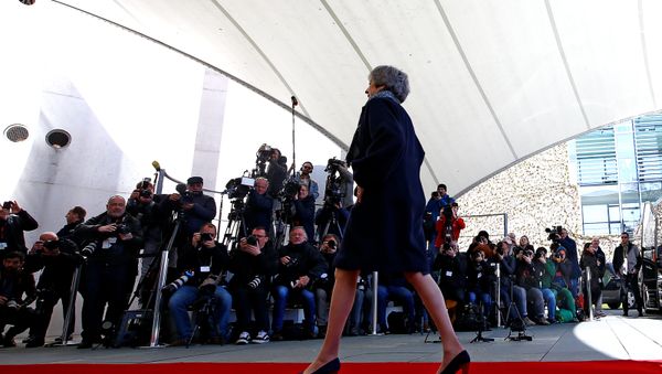 British PM May meets German Chancellor Merkel in Berlin - Sputnik International