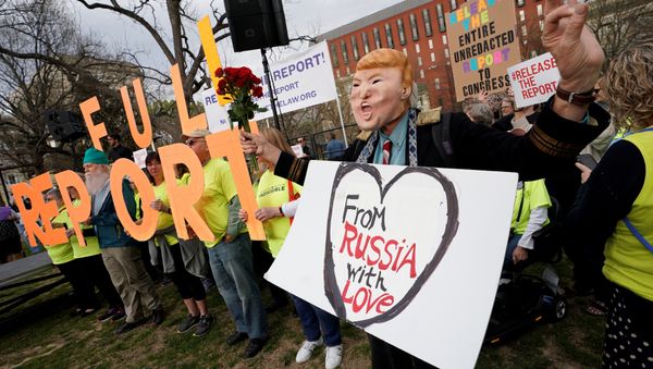Activists hold a rally in front of the White House in Washington to call on Attorney General William Barr to immediately release Special Counsel Robert Mueller's report, U.S., April 4, 2019 - Sputnik International