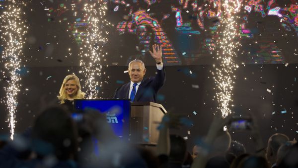 Israel's Prime Minister Benjamin Netanyahu accompanied by his wife Sara waves to his supporters after polls for Israel's general elections closed in Tel Aviv, Israel, Wednesday, April 10, 2019. Israel's Prime Minister Benjamin Netanyahu accompanied by his wife Sara waves to his supporters after polls for Israel's general elections closed in Tel Aviv, Israel, Wednesday, April 10, 2019. - Sputnik International