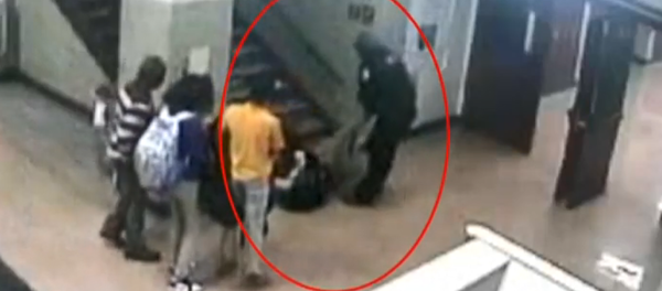 Newly obtained video offers a new look at a disturbing altercation at Marshall High School between Chicago police and a student. Newly obtained video offers a new look at a disturbing altercation at Marshall High School between Chicago police and a student. - Sputnik International