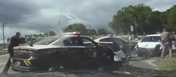 Police chase three nude women in Florida - Sputnik International