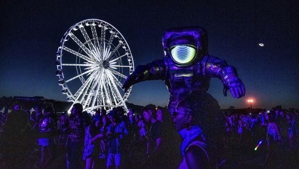 Festival goers attend the Coachella Music & Arts Festival at the Empire Polo Club on Friday, April 12, 2019, in Indio, California. - Sputnik International