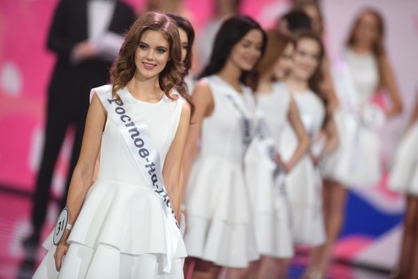 Mirror, Mirror on the Wall, Who's the Fairest of All? Miss Russia 2019 Finals - Sputnik International