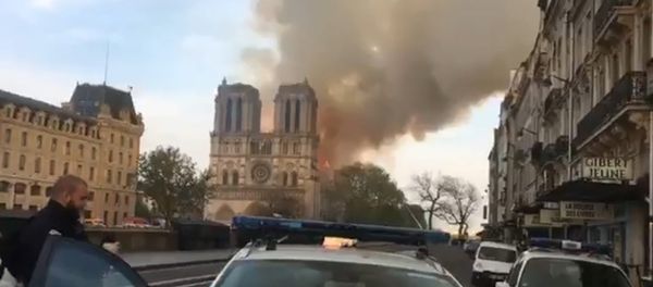 Notre Dame Cathedral on Fire Notre Dame Cathedral on Fire - Sputnik International