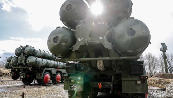 Russian S-400 Triumph missile system launchers are pictured during combat duty at an air defence unit of the Baltic fleet in Kaliningrad region, Russia - Sputnik International
