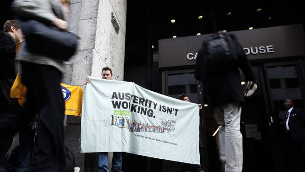 People protesting about the UK government's austerity programme, of which universal credit is the flagship - Sputnik International