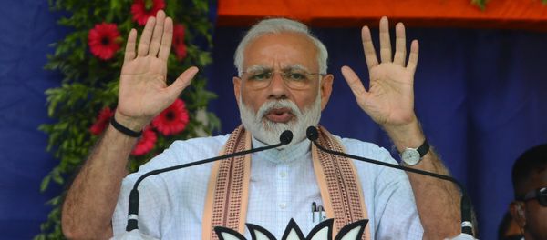 Indian Prime Minister Narendra Modi (C) addresses a political rally at Himmatnagar, some 70 km from Ahmedabad on 17 April, 2019 Indian Prime Minister Narendra Modi (C) addresses a political rally at Himmatnagar, some 70 km from Ahmedabad on 17 April, 2019 - Sputnik International
