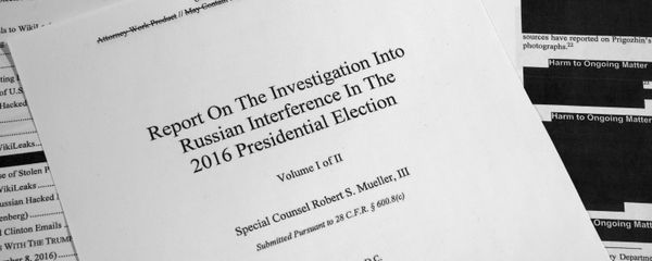 Special counsel Robert Mueller's redacted report on Russian interference in the 2016 presidential election as released on Thursday, April 18, 2019, is photographed in Washington. - Sputnik International