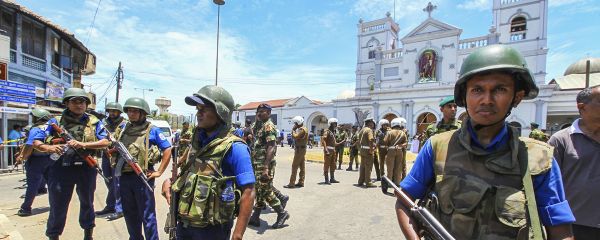 Sri Lankan Army soldiers secure the area around St. Anthony Shrine after a blast in Colombo, Sri Lanka, Sunday, April 21, 2019. Sri Lankan Army soldiers secure the area around St. Anthony Shrine after a blast in Colombo, Sri Lanka, Sunday, April 21, 2019. - Sputnik International