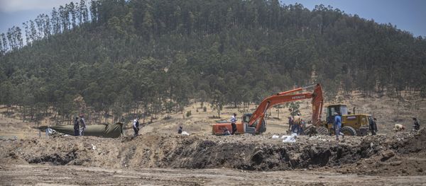 Recovery work continues at the scene where the Ethiopian Airlines Boeing 737 Max 8 crashed shortly after takeoff - Sputnik International