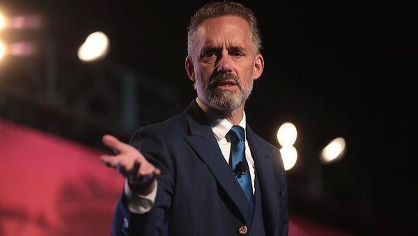 Jordan Peterson speaking with attendees at the 2018 Student Action Summit hosted by Turning Point USA at the Palm Beach County Convention Center in West Palm Beach, Florida - Sputnik International