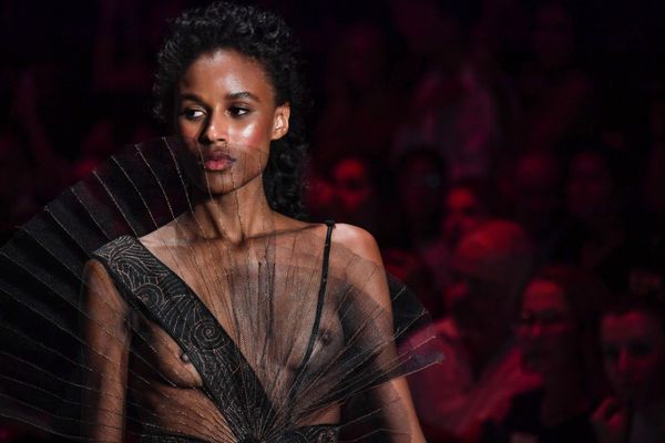 Some Like It Hot: Sensual Outfits at Brazil Fashion Week - Sputnik International