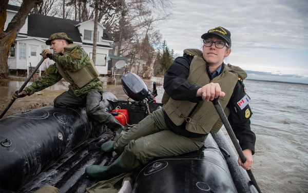 Royal Canadian Navy and Royal Canadian Engineers personnel patrol an area of flooding to look for those in need of help or evacuation in Maskinonge, south of Trois-Rivieres, Quebec, Canada April 23, 2019 Royal Canadian Navy and Royal Canadian Engineers personnel patrol an area of flooding to look for those in need of help or evacuation in Maskinonge, south of Trois-Rivieres, Quebec, Canada April 23, 2019 - Sputnik International