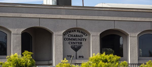The exterior of the Congregation Chabad synagogue is seen on April 27, 2019 in Poway, California. - Sputnik International