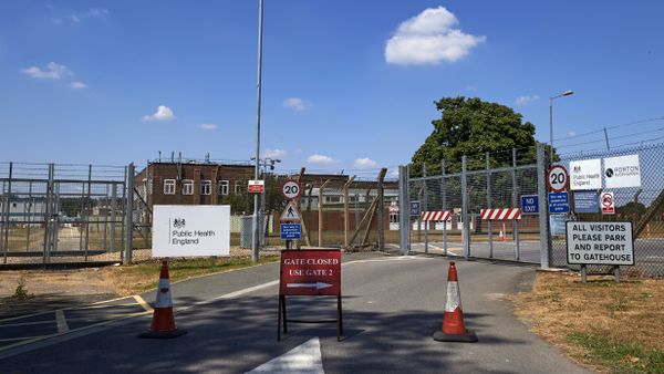 An entrance to Porton Down, the science park housing the Ministry of Defence's (MOD) Defence Science and Technology Laboratory - Sputnik International