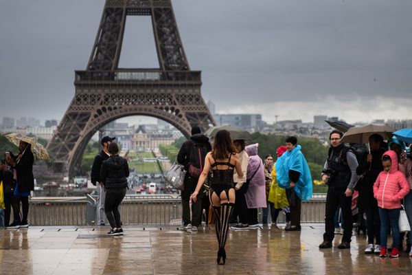 Every Type of Beauty: The All Sizes Catwalk Rocks Paris With Brave Fashion Choises - Sputnik International