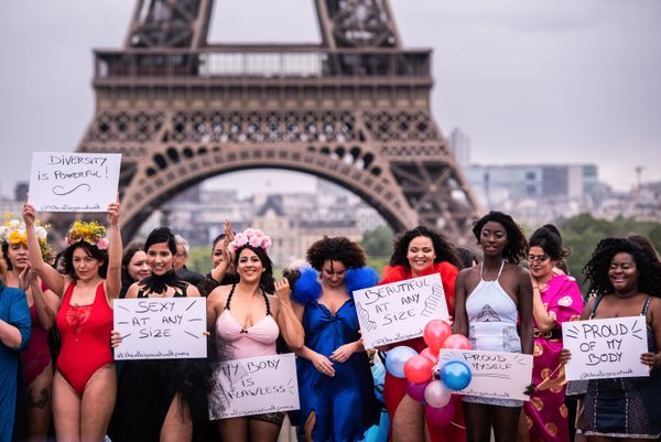 Every Type of Beauty: The All Sizes Catwalk Rocks Paris With Brave Fashion Choises - Sputnik International
