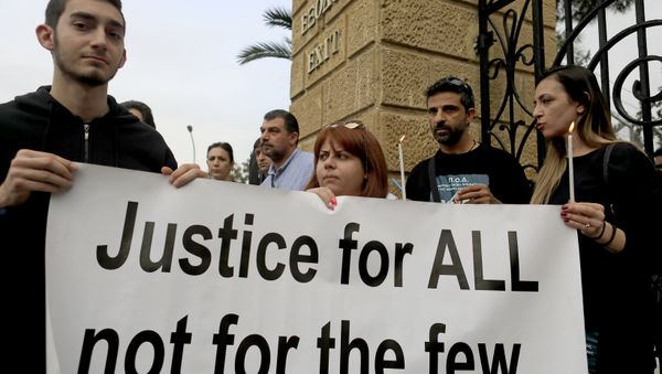 Demonstrators in Cyprus call for justice for the serial killer's victims - Sputnik International