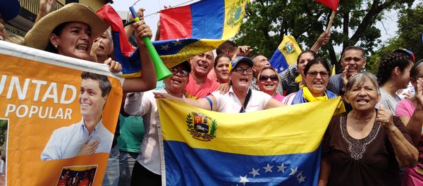 People protest in Venezuela - Sputnik International
