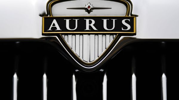 Автомобиль Aurus Senat кабриолет - Sputnik International