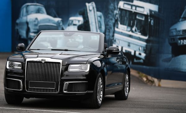 Cruisin' With the Top Down: Luxurious Aurus Senat Convertible Cruisin' With the Top Down: Luxurious Aurus Senat Convertible - Sputnik International