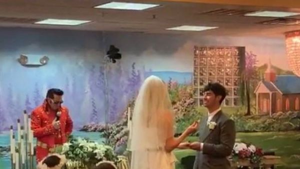 Joe Jonas and Sophie Turner Got Married in Las Vegas - Sputnik International