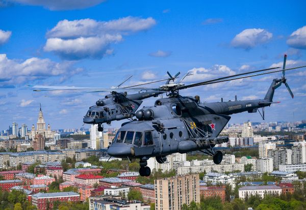 Military Mi-8 Helicopter Crashes in Saratov Region, Russia - Sputnik International