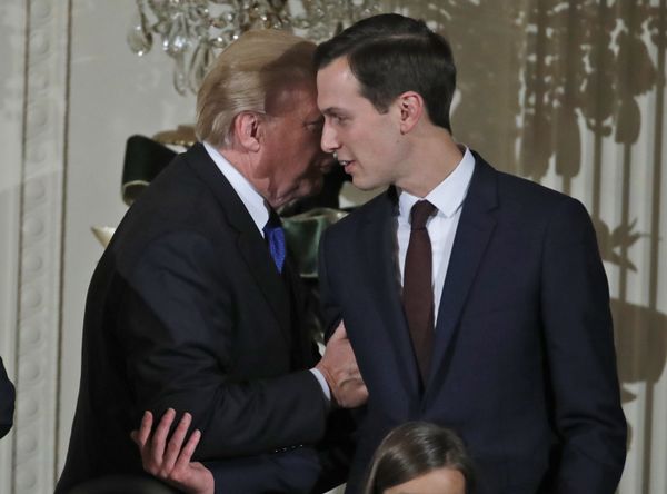 Kushner, Scavino Reportedly Prevented Trump From Joining Parler, Gab After Twitter Ban Kushner, Scavino Reportedly Prevented Trump From Joining Parler, Gab After Twitter Ban - Sputnik International