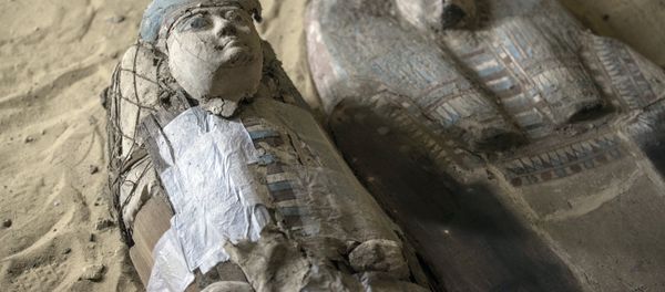 Old Kingdom tombs and burial shafts discovered at the Giza pyramid plateau, on the southwestern outskirts of the Egyptian capital Cairo. Old Kingdom tombs and burial shafts discovered at the Giza pyramid plateau, on the southwestern outskirts of the Egyptian capital Cairo. - Sputnik International