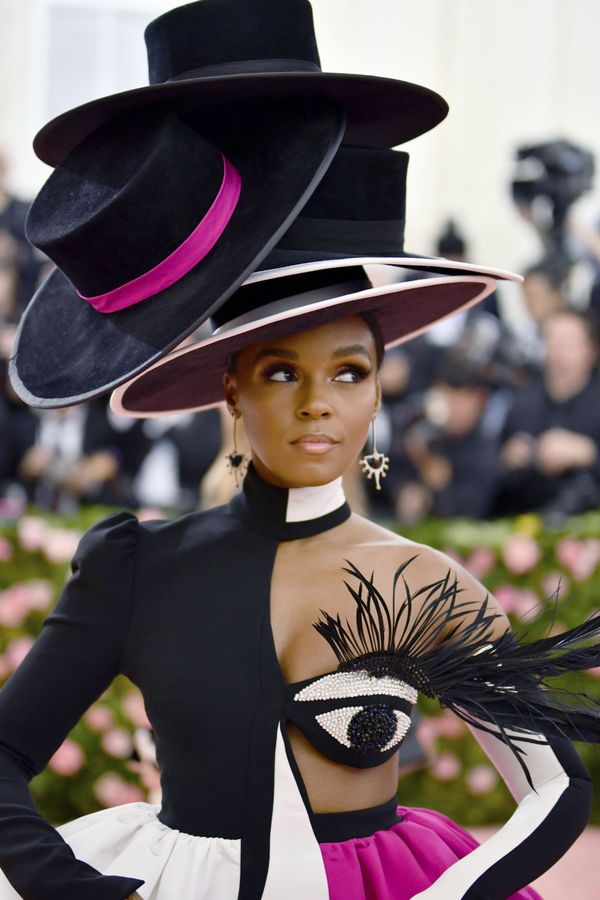 Met Gala 2019: Outrageous Looks of 71st Fashion Extravaganza in New York - Sputnik International