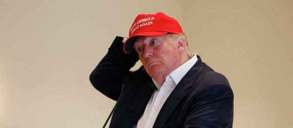 US Presidential Candidate Donald Trump answers questions from the media at a press conference during a visit to his Scottish golf course Turnberry Action US Presidential Candidate Donald Trump answers questions from the media at a press conference during a visit to his Scottish golf course Turnberry Action - Sputnik International