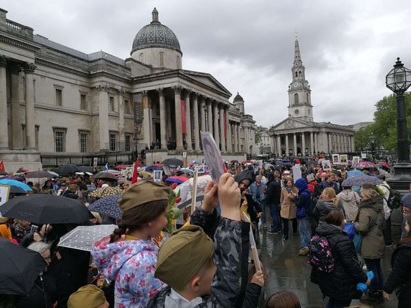 Ura! London Immortal Regiment Holds 4th Annual Victory Day March in UK Capital - Sputnik International