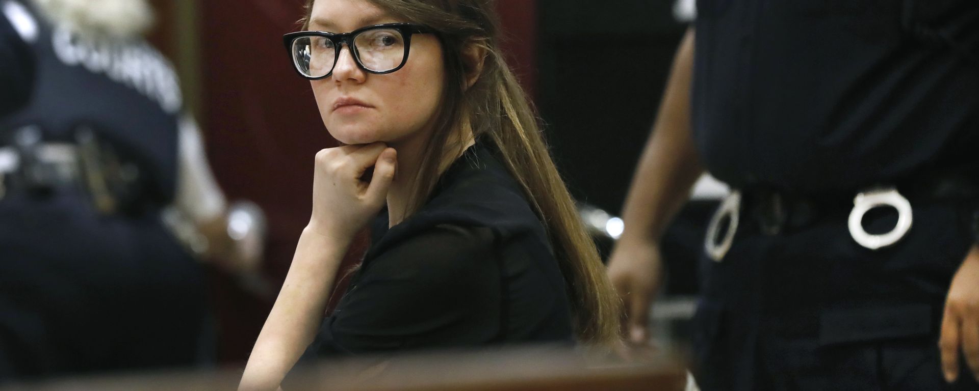 Anna Sorokin sits at the defense table during jury deliberations in her trial at New York State Supreme Court, in New York, Thursday, April 25, 2019. Anna Sorokin sits at the defense table during jury deliberations in her trial at New York State Supreme Court, in New York, Thursday, April 25, 2019. - Sputnik International, 1920, 16.02.2022
