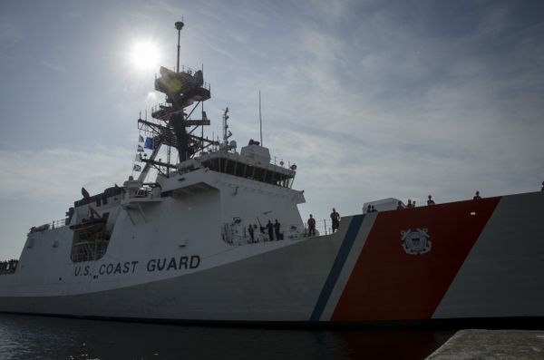 Photos: US Coast Guard Cutter Fires Machine Gun at Shark During Crew’s ‘Swim Call’ Photos: US Coast Guard Cutter Fires Machine Gun at Shark During Crew’s ‘Swim Call’ - Sputnik International