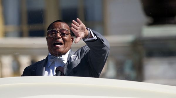 Nation of Islam leader Louis Farrakhan speaks during a rally to mark the 20th anniversary of the Million Man March, on Capitol Hill, on Saturday, Oct. 10, 2015, in Washington - Sputnik International