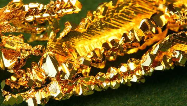 Gold crystals - Sputnik International