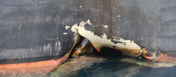 A damaged ANDREA VICTORY ship is seen off the Port of Fujairah, United Arab Emirates, May 13, 2019. - Sputnik International