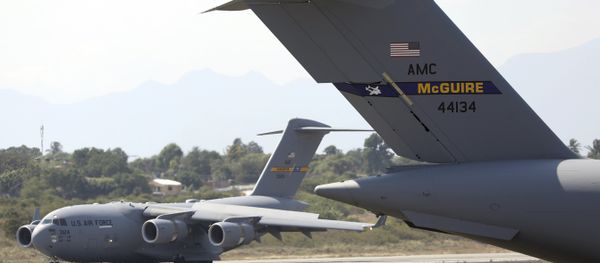 A second United States Air Force C-17 cargo plane loaded with humanitarian aid lands at Camilo Daza airport in Cucuta, Colombia, Saturday, Feb. 16, 2019. A second United States Air Force C-17 cargo plane loaded with humanitarian aid lands at Camilo Daza airport in Cucuta, Colombia, Saturday, Feb. 16, 2019. - Sputnik International