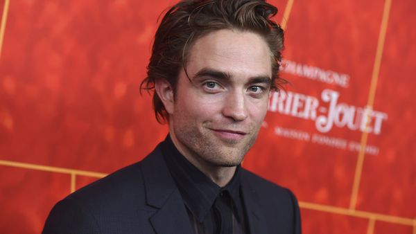 Robert Pattinson arrives at the 2018 amfAR Inspiration Gala Los Angeles on Thursday, Oct. 18, 2018 in Beverly Hills, Calif. - Sputnik International