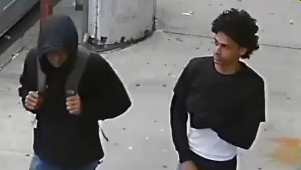 New York Police Department on the lookout for two individuals linked to Walton Park basketball court shooting in the New York City's Bronx borough. - Sputnik International