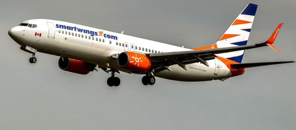 A Boeing 737-700 aircraft from Smartwings lands at Lille Airport in Lesquin on August 25, 2017. A Boeing 737-700 aircraft from Smartwings lands at Lille Airport in Lesquin on August 25, 2017. - Sputnik International