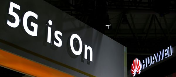 A Huawei logo is seen at an exhibition during the World Intelligence Congress in Tianjin, China May 16, 2019 A Huawei logo is seen at an exhibition during the World Intelligence Congress in Tianjin, China May 16, 2019 - Sputnik International