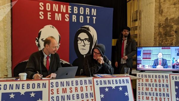 Martin Sonneborn (left) and Nico Semsrott (right) are hoping to get elected for Die Partei as MEPs - Sputnik International