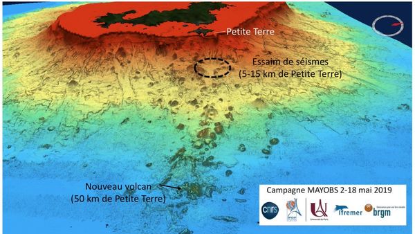 Baby Volcano near Mayotte, Africa @RLacassin - Sputnik International