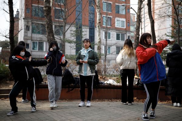 Wishing on a Star: Japanese Girls Dream to Become K-Pop Celebrities in S Korea - Sputnik International