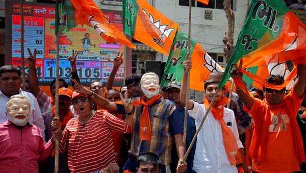 Supporters of Bharatiya Janata Party (BJP) celebrate after learning of initial poll results in Ahmedabad, India, May 23, 2019 Supporters of Bharatiya Janata Party (BJP) celebrate after learning of initial poll results in Ahmedabad, India, May 23, 2019 - Sputnik International