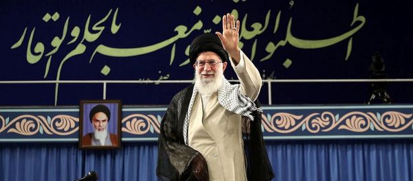 Iran's Supreme Leader Ayatollah Ali Khamenei speaks during his meeting with a group of University students in Tehran, Iran, May 22, 2019 - Sputnik International