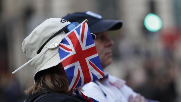 A protester wears a British union flag as people gather near parliament during Brexit demonstrations in London, Friday March 29, 2019. A protester wears a British union flag as people gather near parliament during Brexit demonstrations in London, Friday March 29, 2019. - Sputnik International